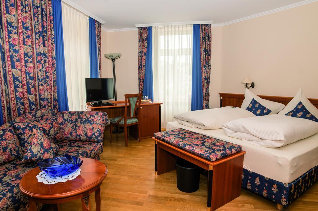 קוכם Moselland Hotel Im Enderttal Zum Onkel Willi חדר תמונה