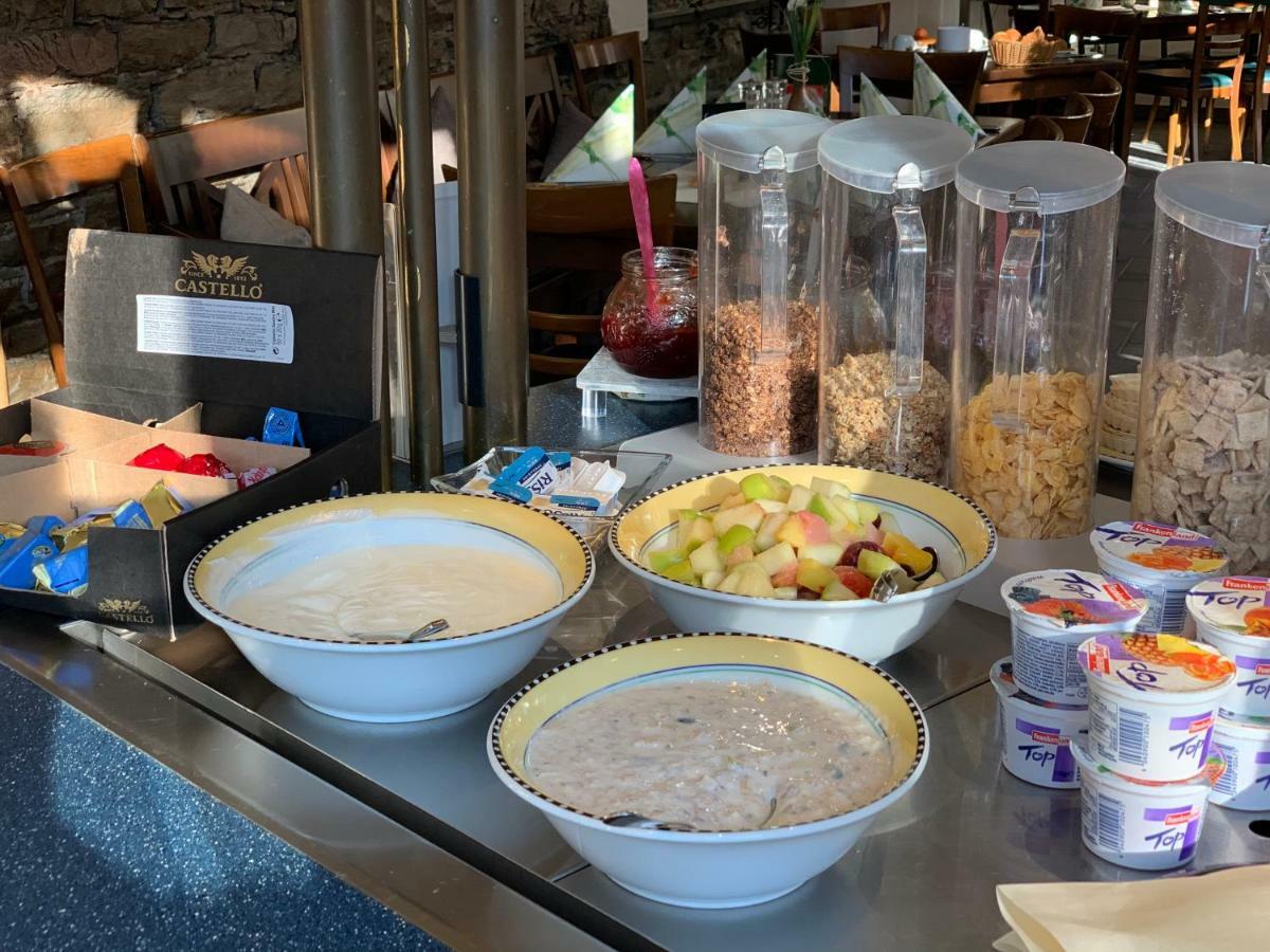 קוכם Moselland Hotel Im Enderttal Zum Onkel Willi מראה חיצוני תמונה